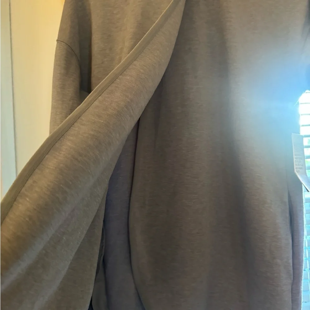 Women's Nike Maternity Reversible Pullover - Picture 7 of 7